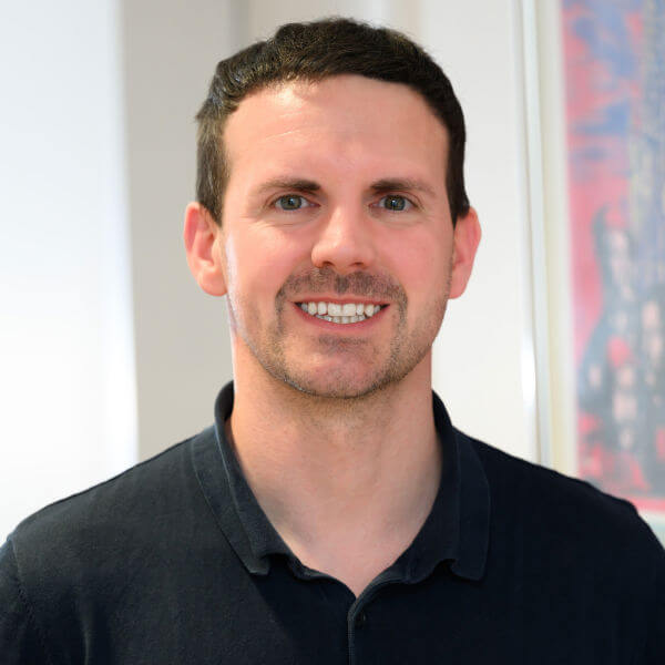 Dr. Henrik Banck
